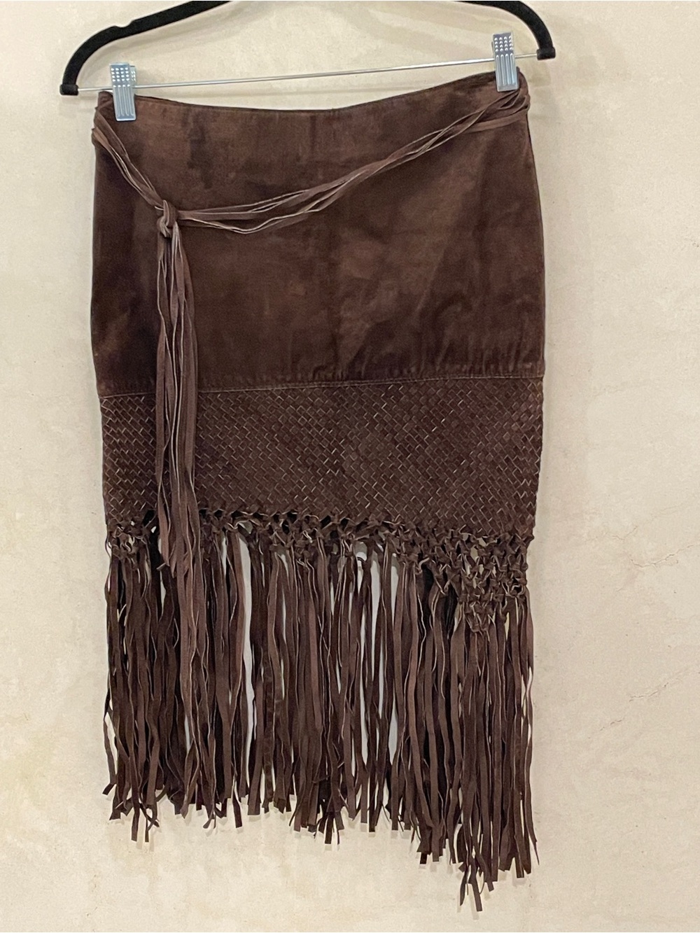 Bebe Y2K Boho Suede Fringed Skirt,
Genuine Leather, Brown/Chocolate, 
Size 4